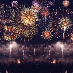 Sci-Fi and Mystery Streaming for New Years Eve!